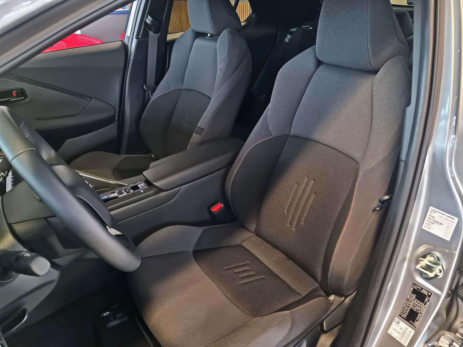 Toyota C-HR C-HR 1.8 Hybrid Team Deutschland + Allwette