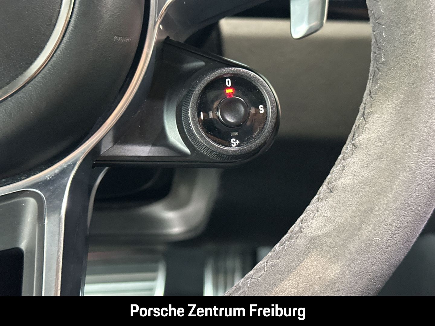 Porsche Cayenne GTS Coupe BOSE Sportabgasanlage LED