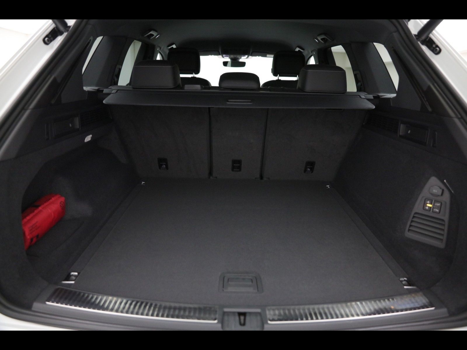 Volkswagen TOUAREG R-LINE BLACK STYLE 3.0 V6 TDI TIPTRONIC