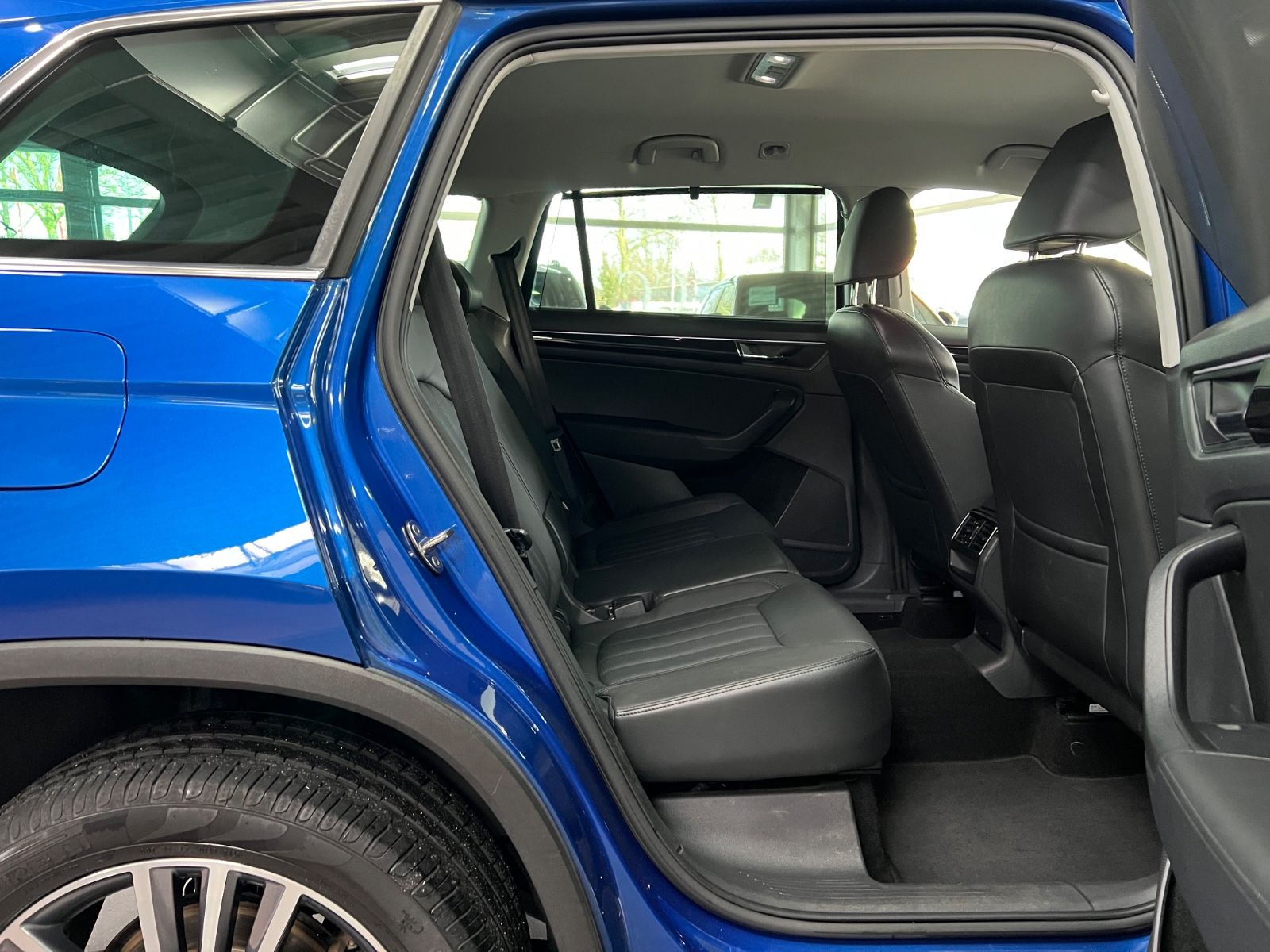Skoda Kodiaq 200 PS L&K 4x4 AHK+360°+VC+Tablet+ASSIST