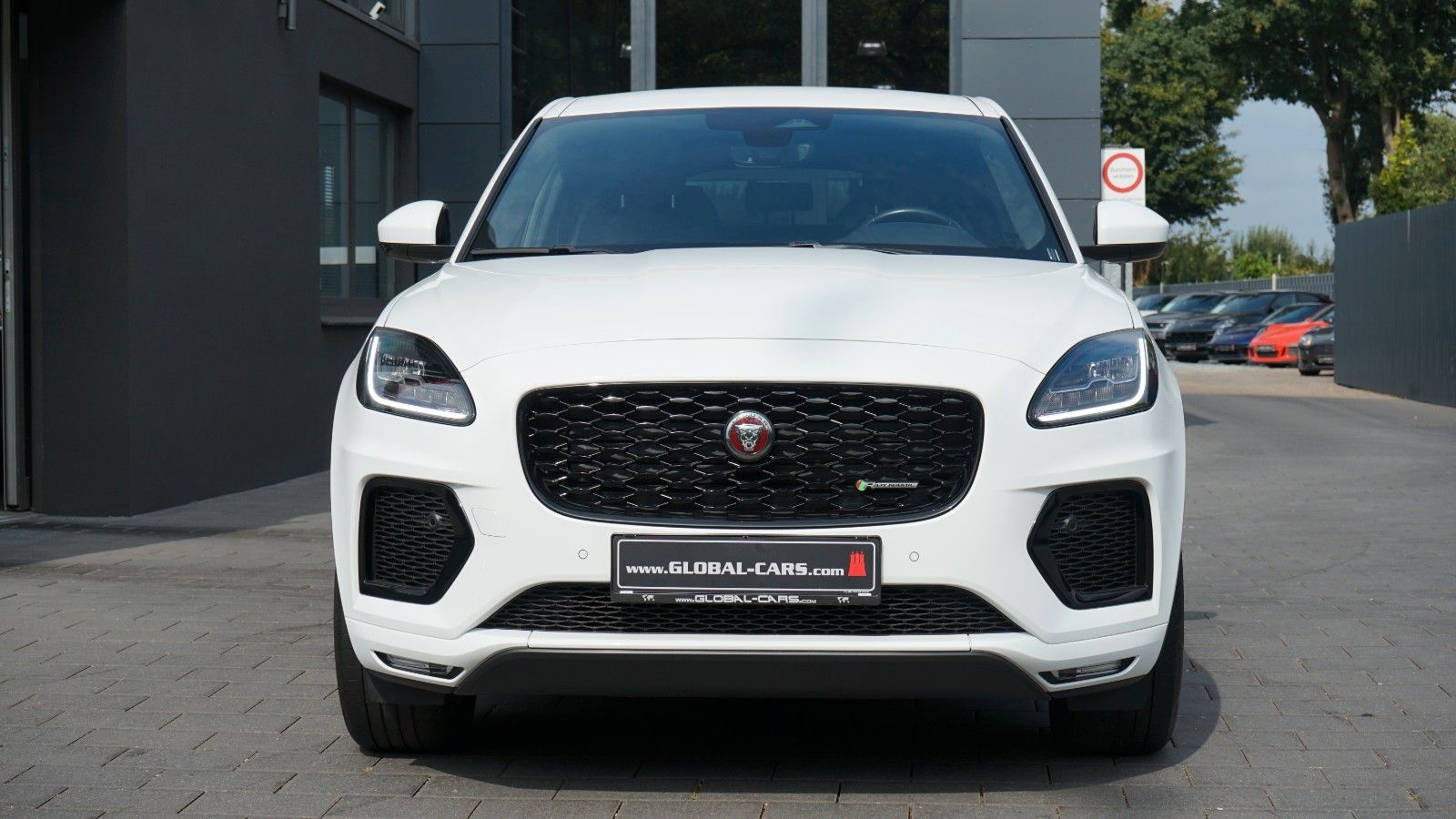 Jaguar E-PACE D200 R-DYNAMIC S*AWD*BLACK PACK*