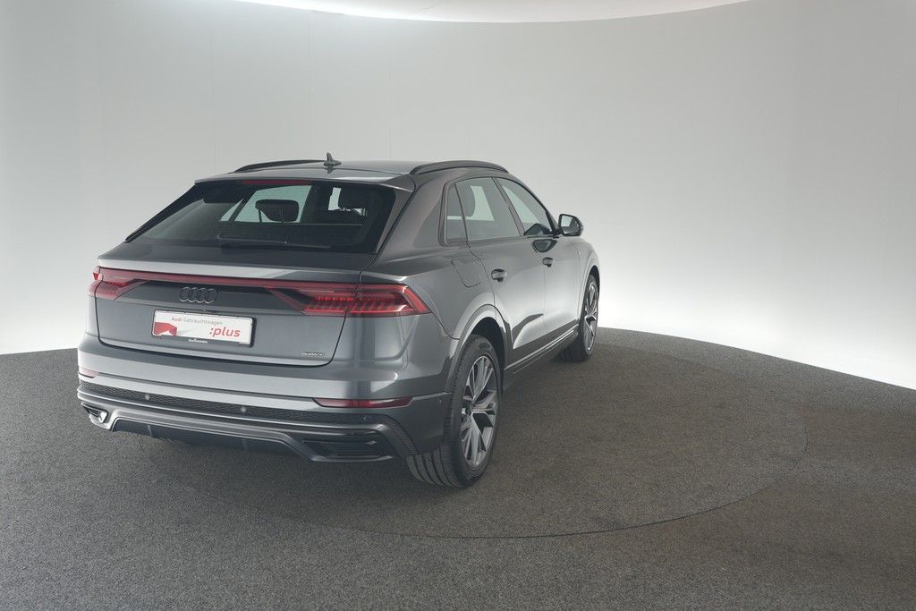 Audi Q8 50 TDI quattro S line - Samsaru's Car Outlet