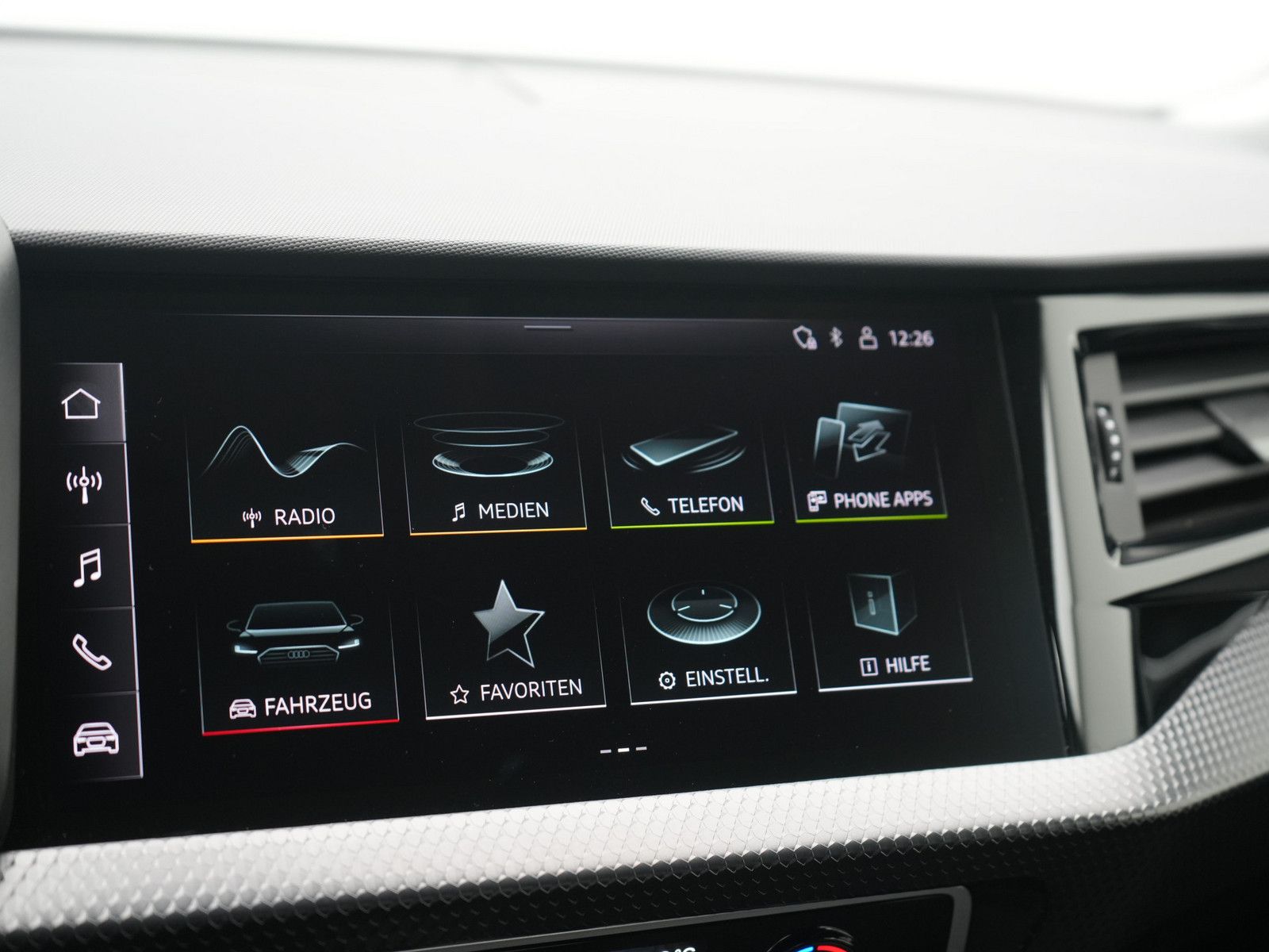 Audi A1 Sportback advanced S-TRON CARPLAY SHZ PDC