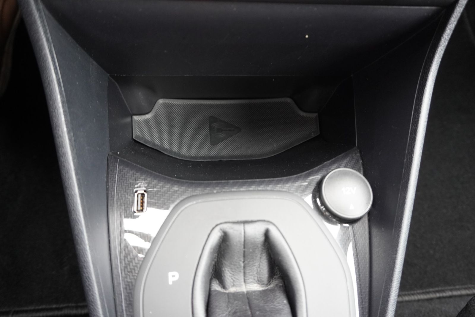 Ford Fiesta 1.0 EB mHeV Autom. ST-Line LED ACC Kamera