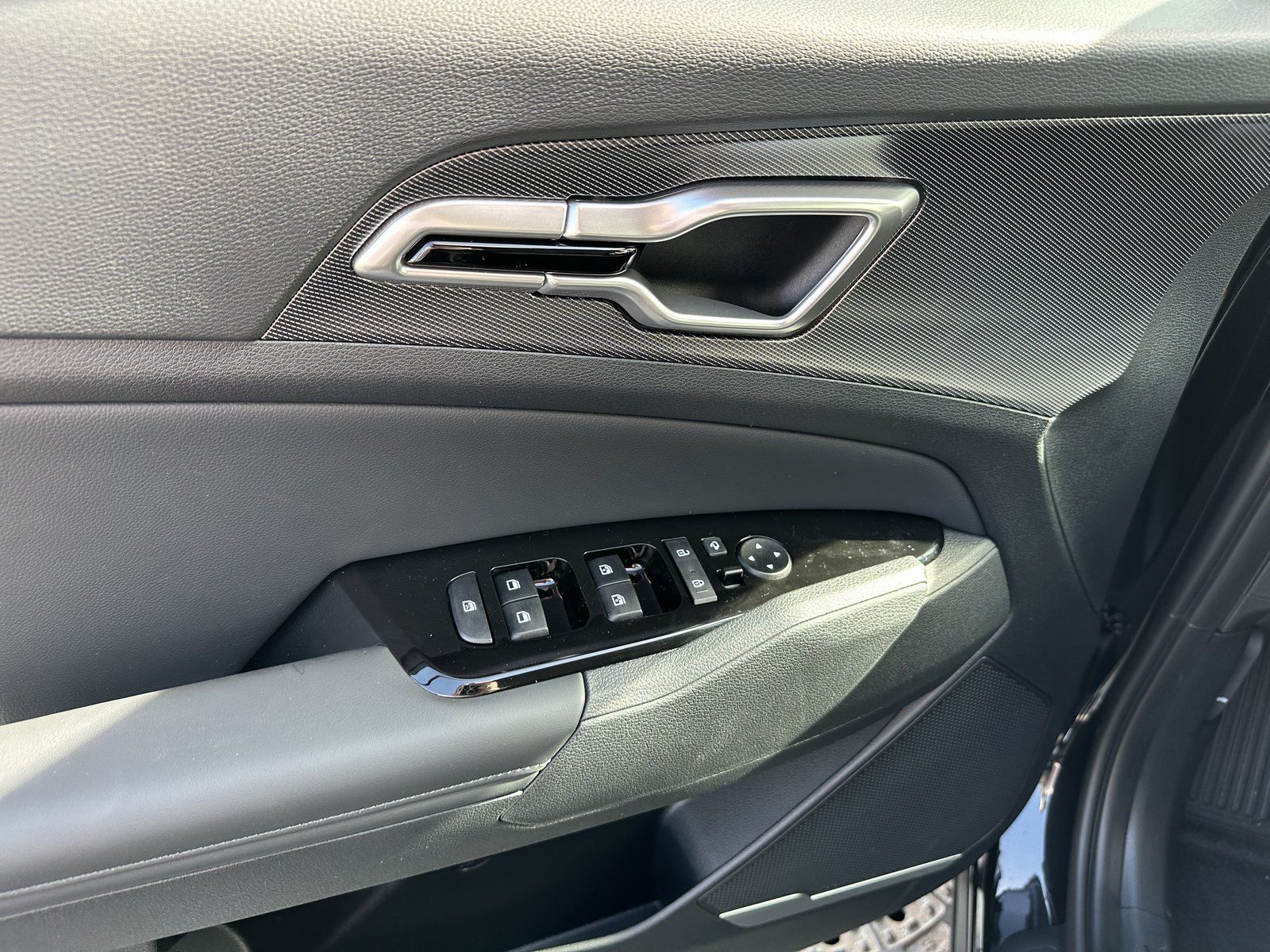 Kia Sportage 1.6 T-GDI PHEV Spirit AWD AT AHK
