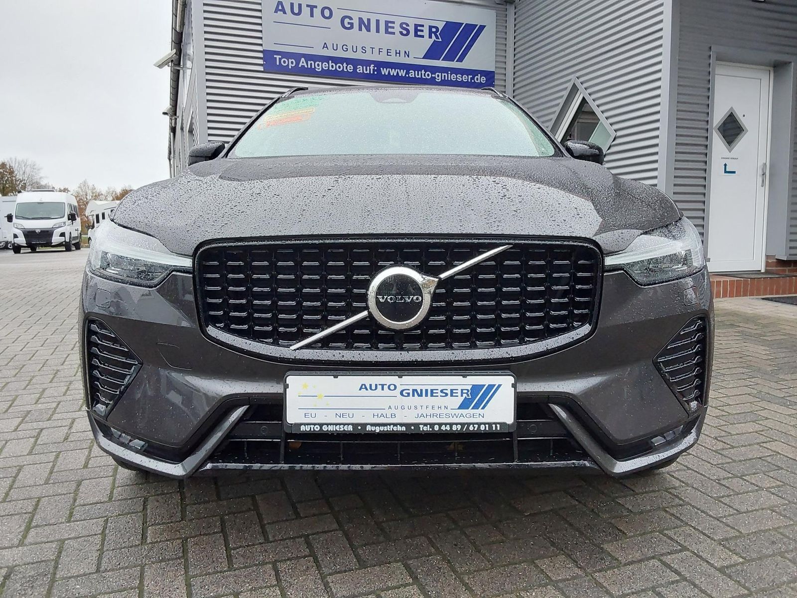 Volvo XC60 B4 D AWD Plus Dark AHK/ACC/LED/SHZ/PDC/N...