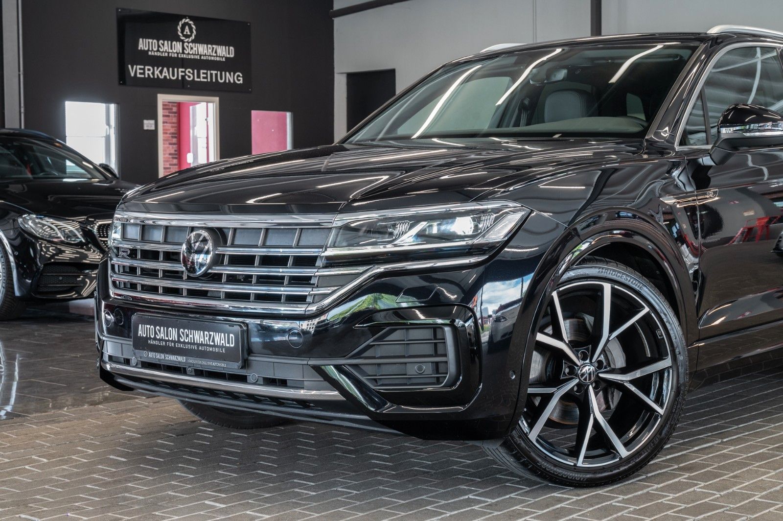 Volkswagen Touareg 3.0 TDI 4M|R-LINE|MEMORY|ACC|AHK|22-ZOLL