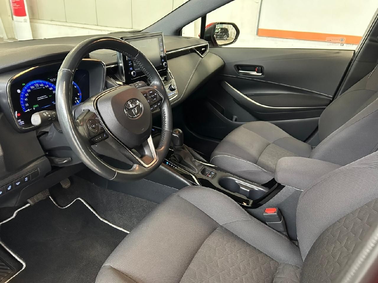 Toyota Corolla Touring Sports Hybrid Team D Winterp. Ka