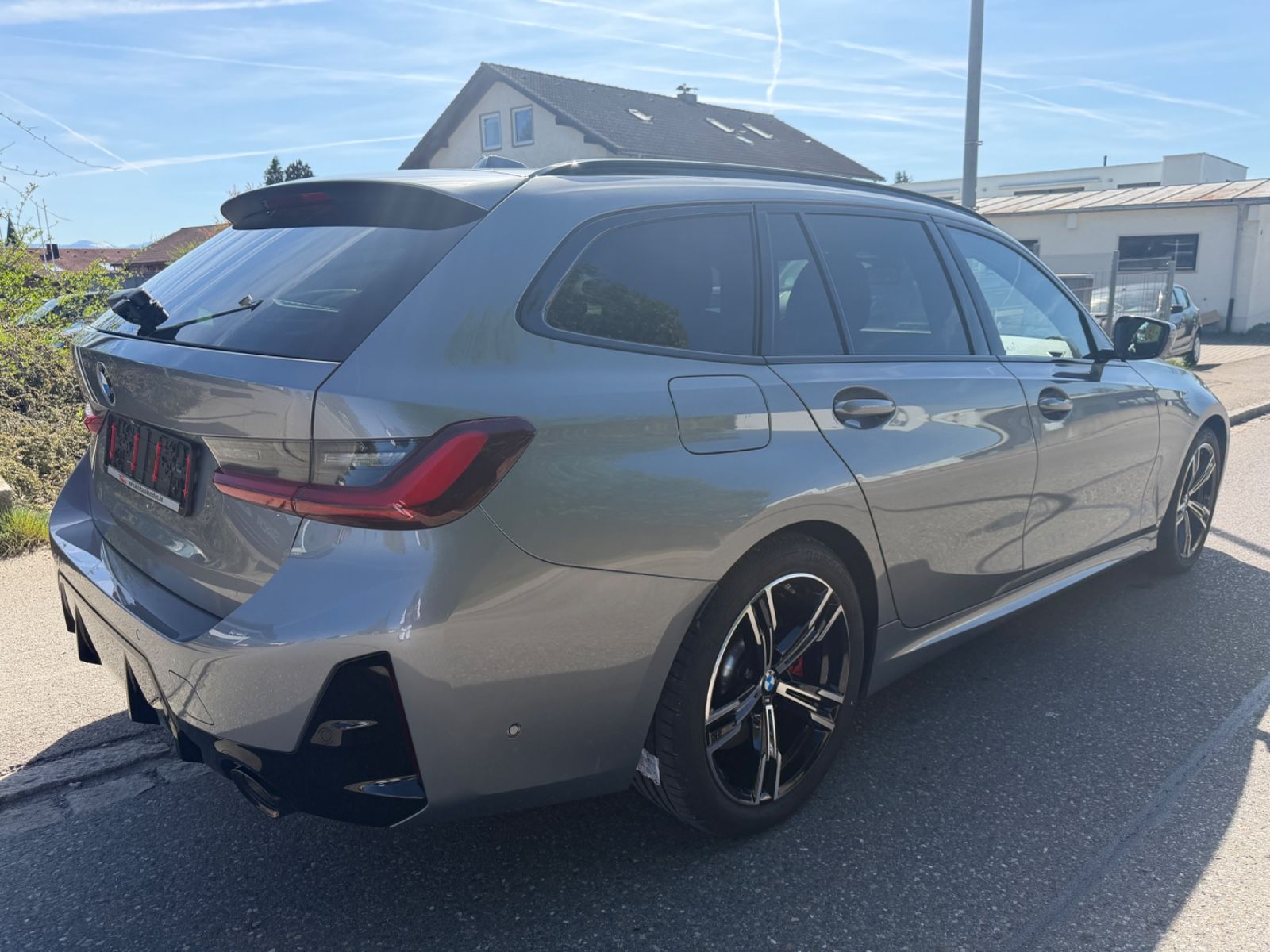 BMW 320i Touring M-Sport 360*/ACC/LED/1.Hd
