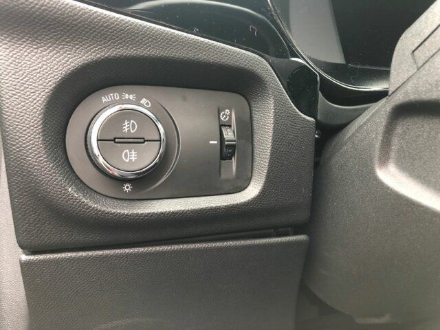 Opel Corsa F e GS Line - Samsaru's Car Outlet