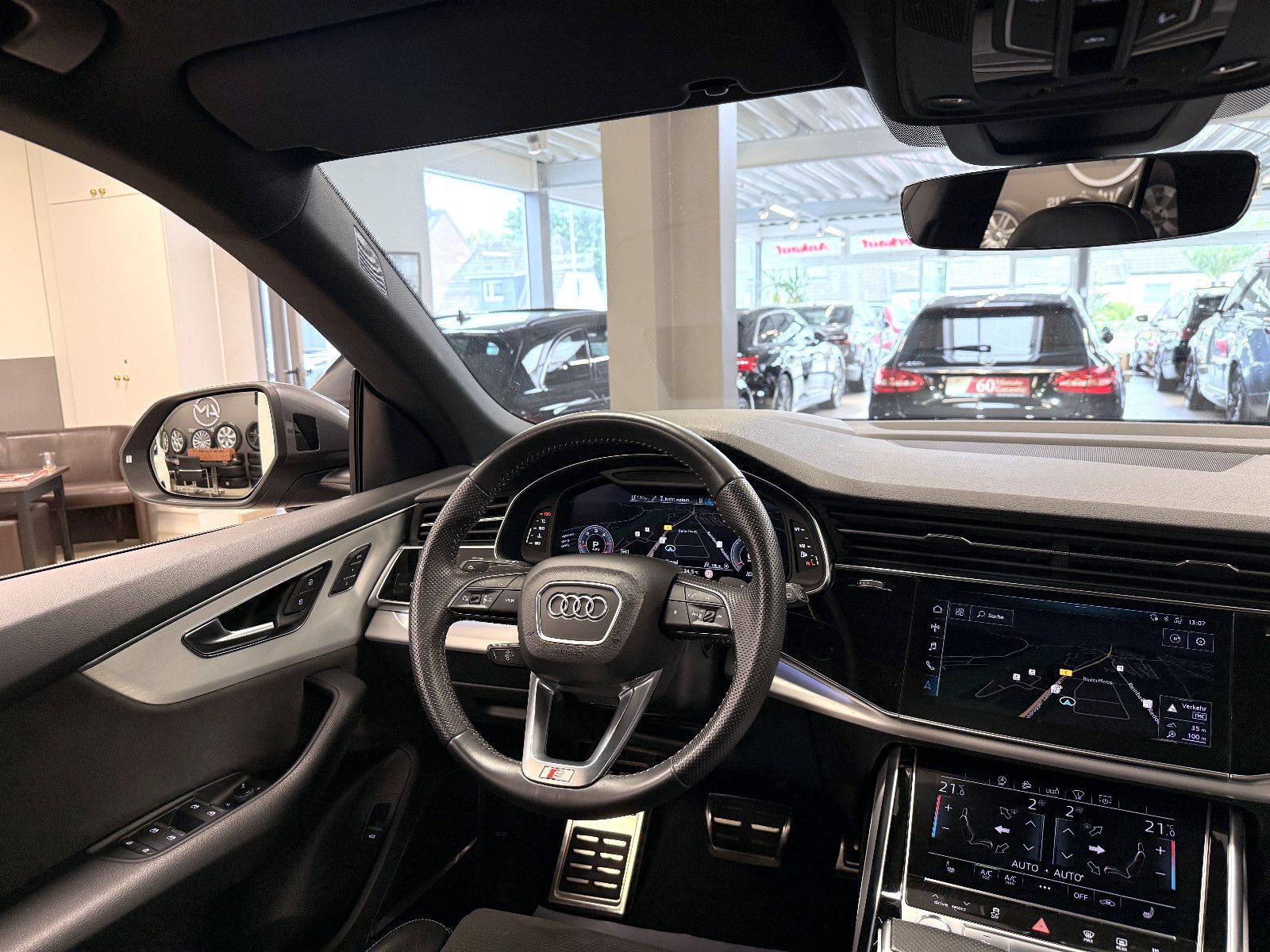 Audi Q8 50TDI Quattro *S-Line*PanSD*ACC*AHK*SoftCls