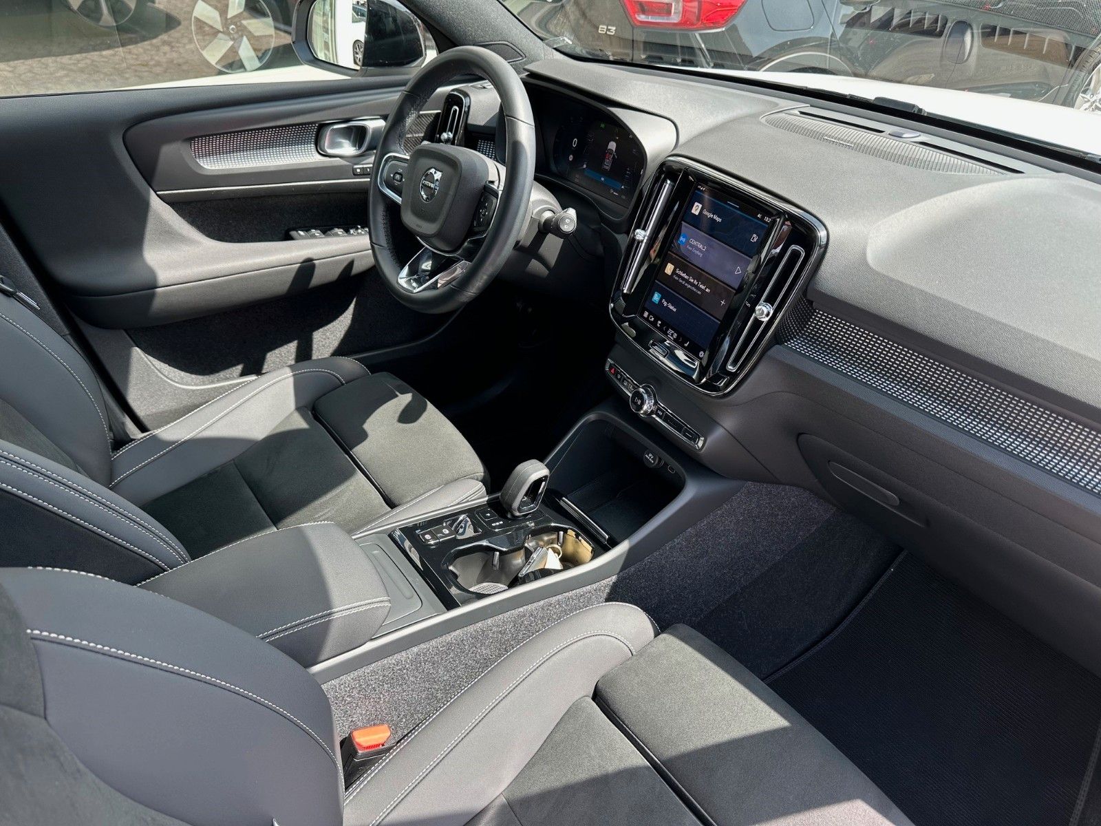 Volvo XC40 B5 Ultimate Dark AWD
