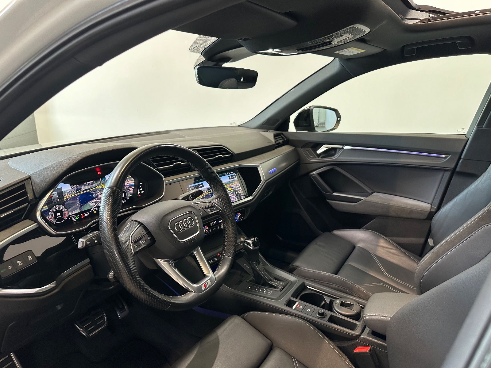 Audi Q3 Sportback 45 TFSI qu S line - Samsaru's Car Outlet