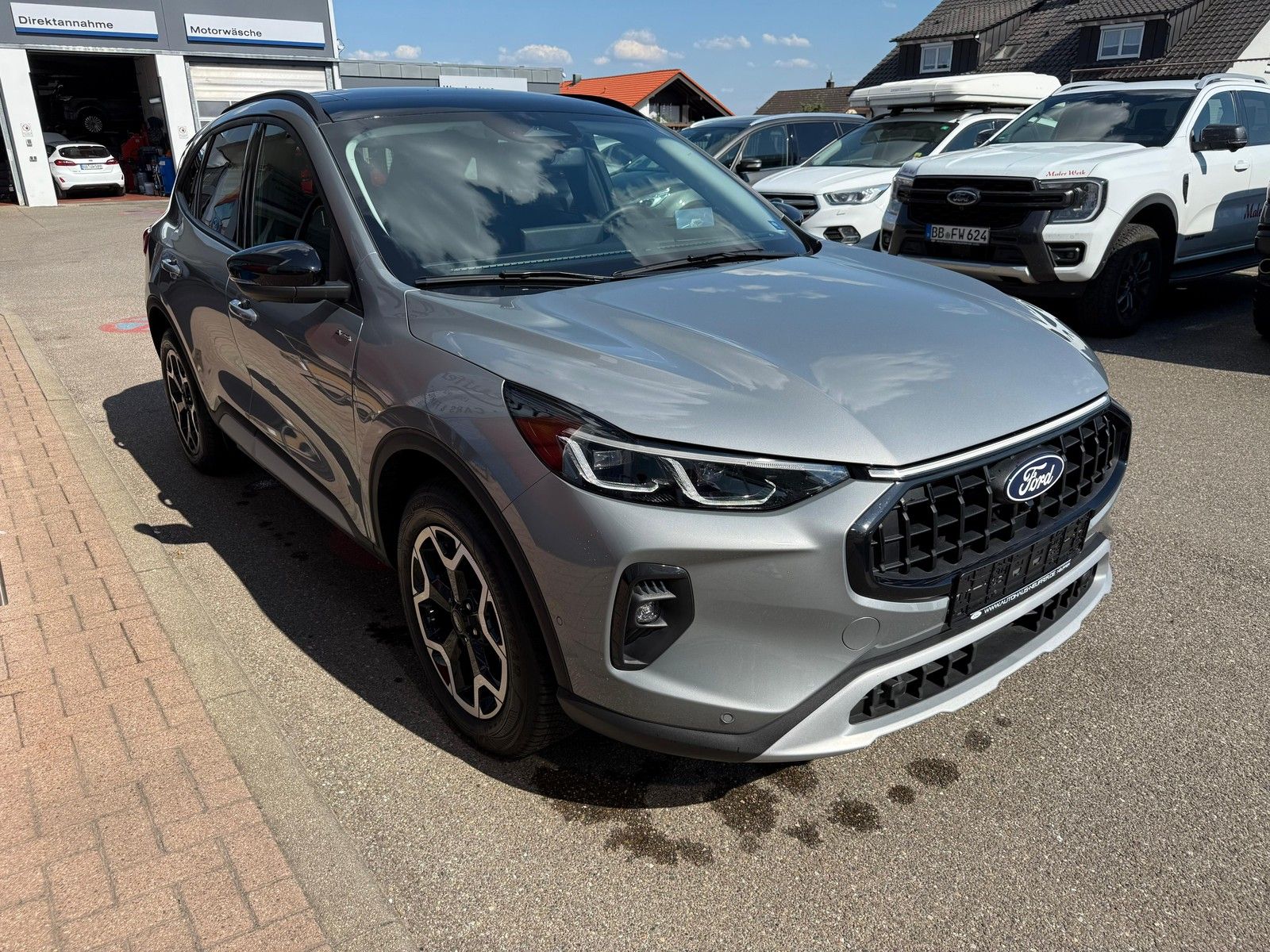 Ford Kuga Plug-In Hybrid Active X - Samsaru's Car Outlet