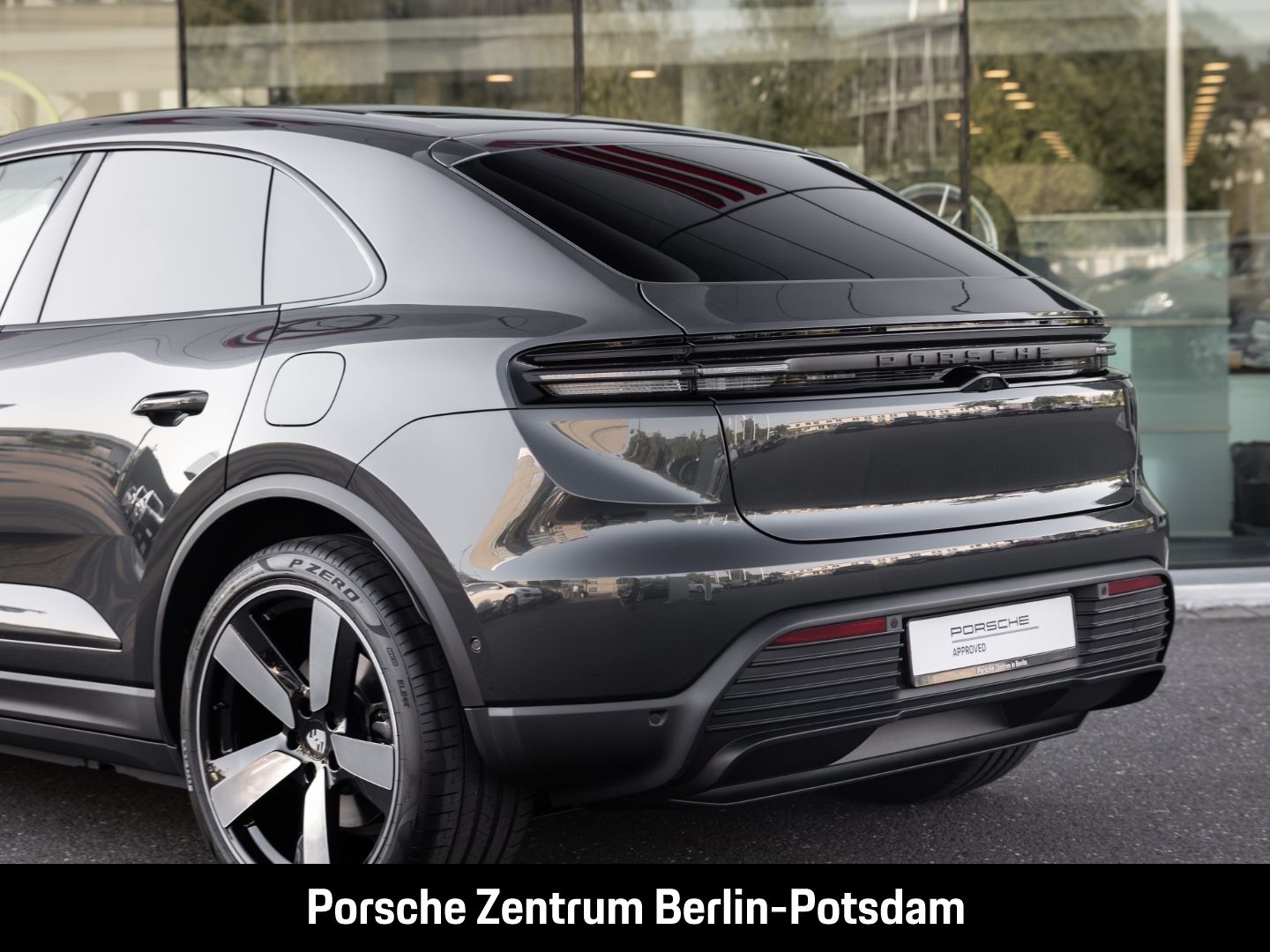 Porsche Macan 4 Abstandstempomat LED-Matrix BOSE Panoram