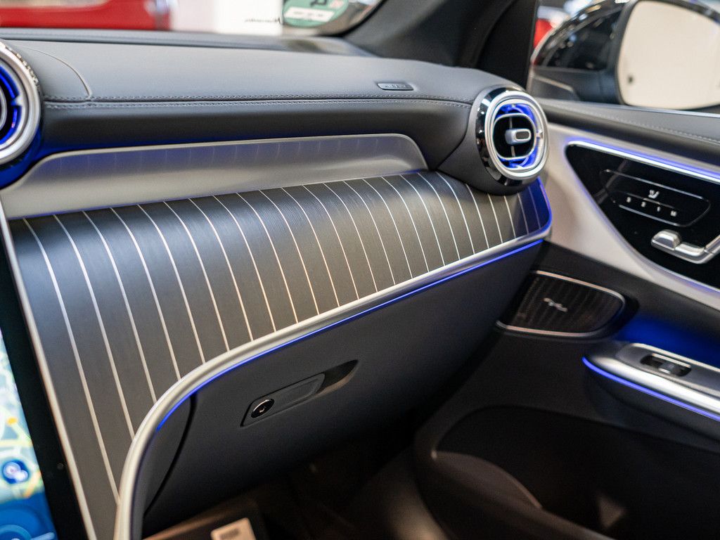 Mercedes-Benz GLC 220 d 4M Edition AMG Line AHK Abstandstemp.