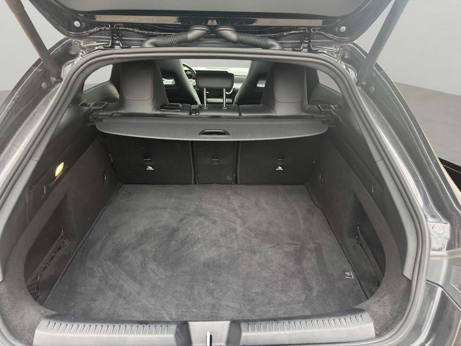 Mercedes-Benz CLA 250 Shooting Brake 4Matic AMG Line - Samsaru's Car Outlet
