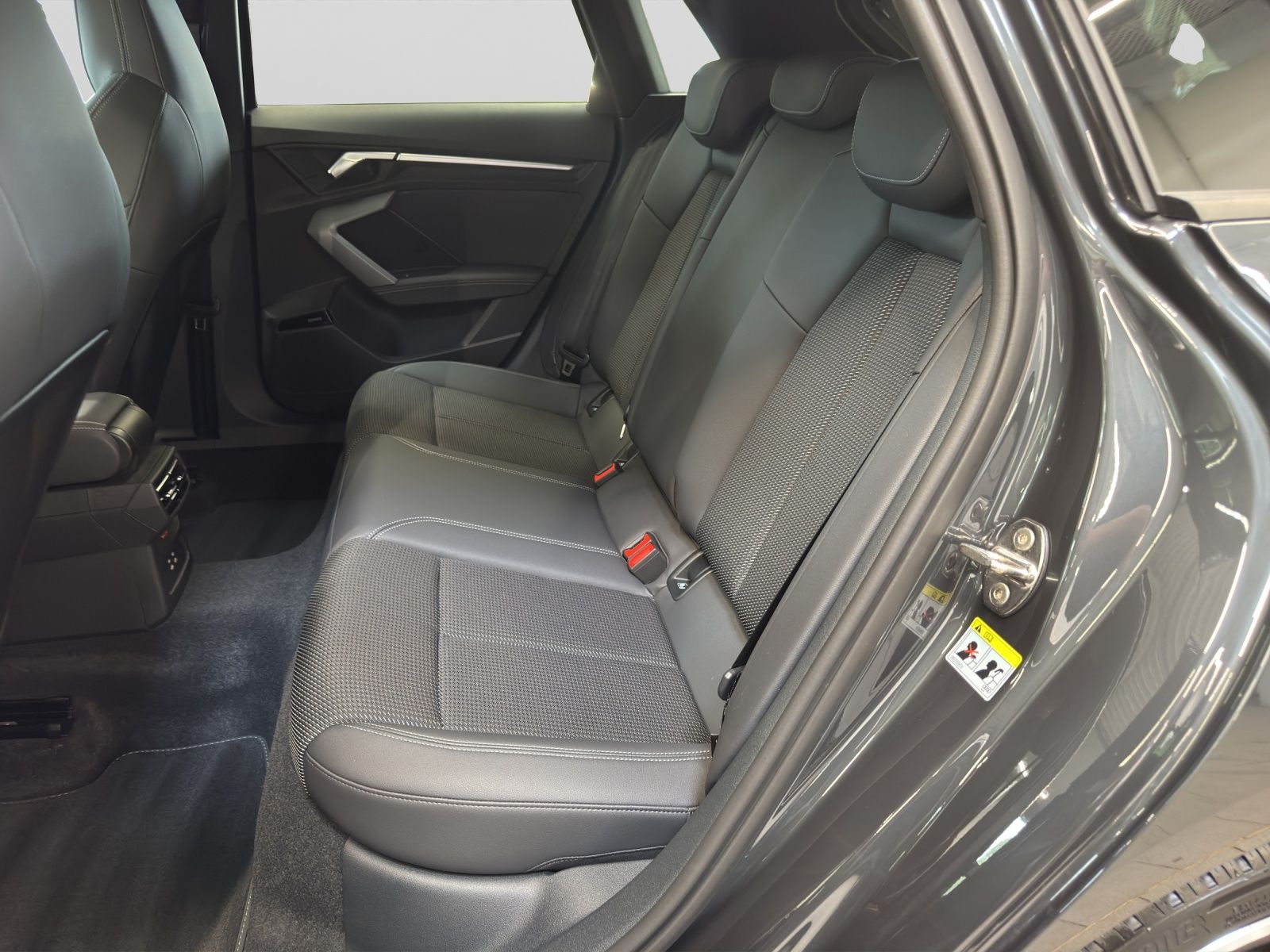 Audi A3 Sportback 35 TDI S line Carbon HuD Pano SONOS