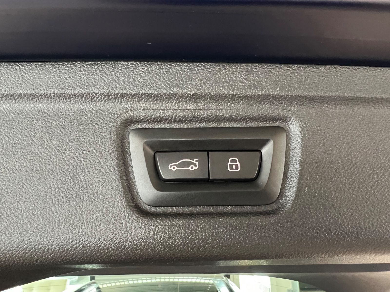 BMW 320 d xDrive Touring M Sport / Pano/ H&K / Matt
