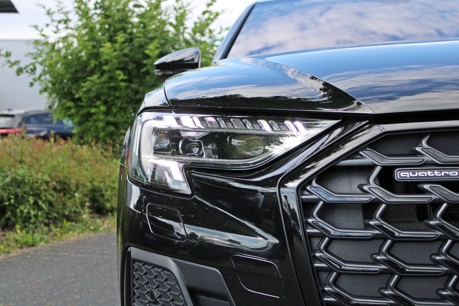 Audi A8 Lang 50TDI S LINE BLACK - Samsaru's Car Outlet