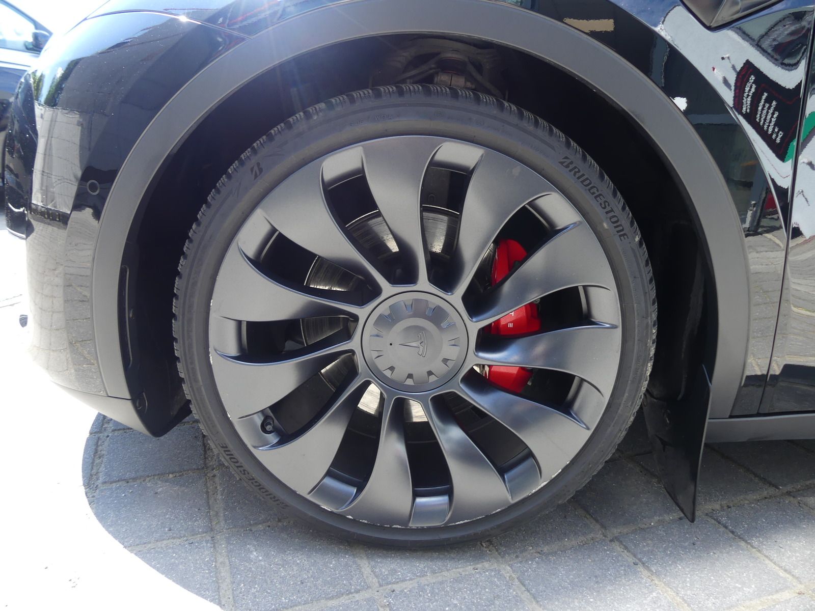 Tesla Model Y Performance Dual AWD LED/21ZOLL/AUTOPILO