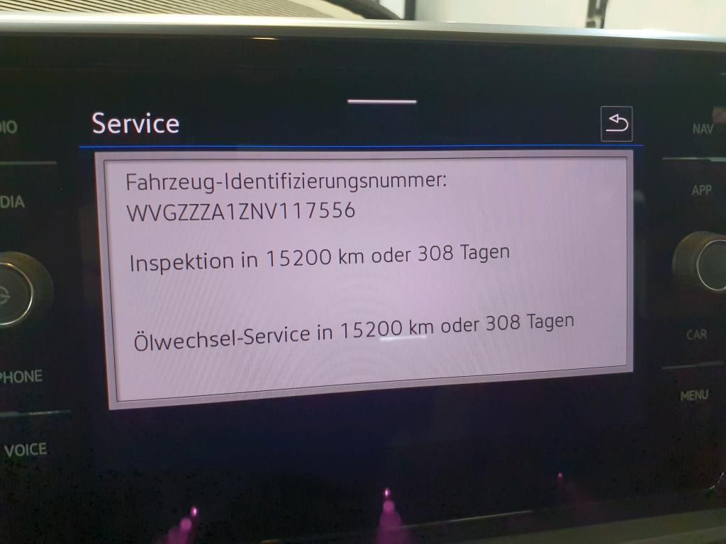 Volkswagen T-Roc Style 1.5 TSI DSG - Samsaru's Car Outlet