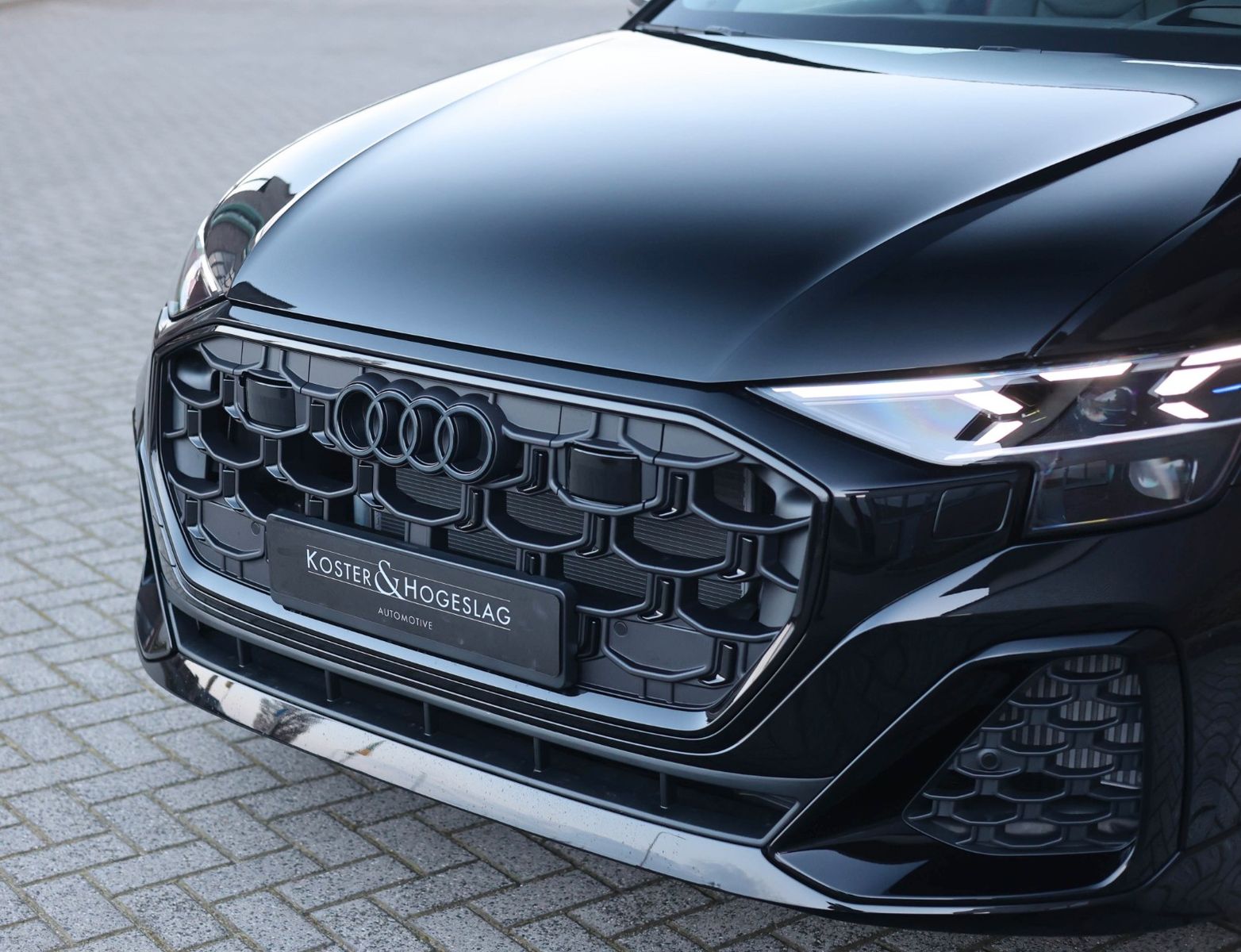 Audi Q8 60 TFSIe Quattro - Samsaru's Car Outlet