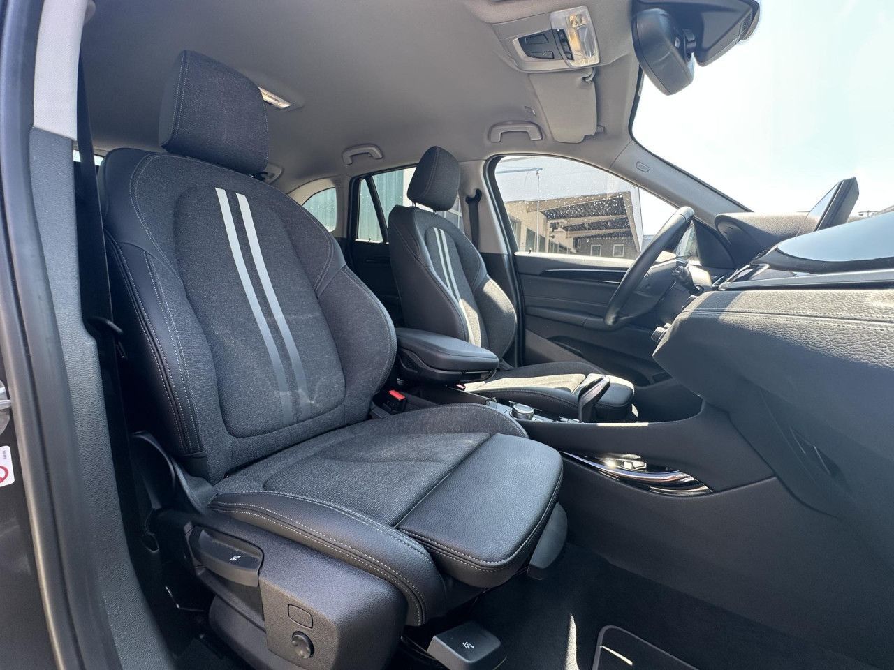 BMW X1 xDrive20d Sport Line - Samsaru's Car Outlet