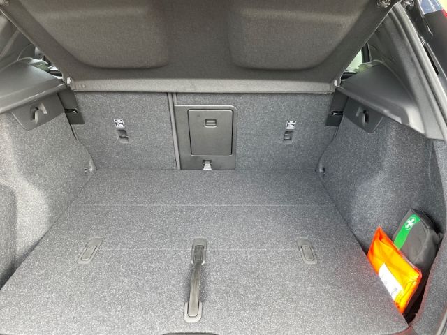 Volvo XC40 Recharge Single Motor Plus Einstufig 170 KW