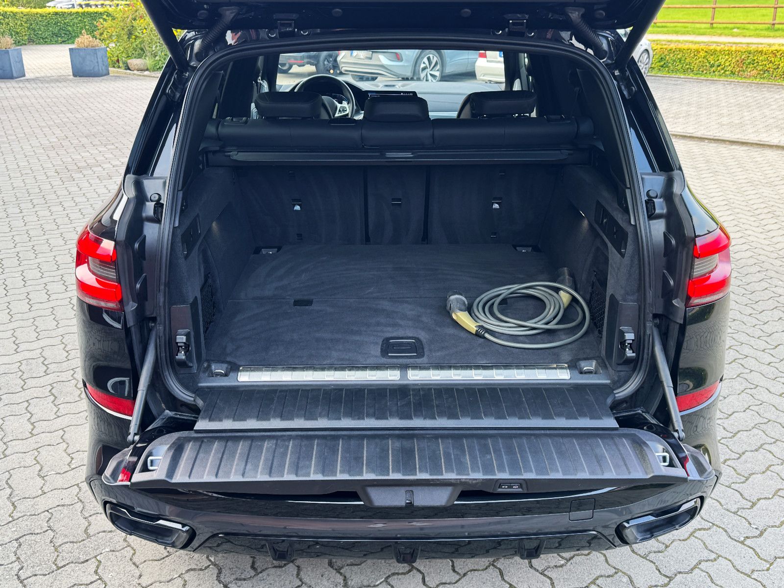 BMW X5 xDrive45e M-Sport,Pano,AHK,B&W,22",360°UPE113