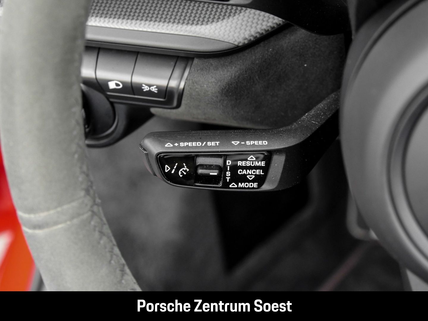 Porsche 911 Targa 4 GTS/PDCC/LED-Matrix/Park-Assist/BOSE