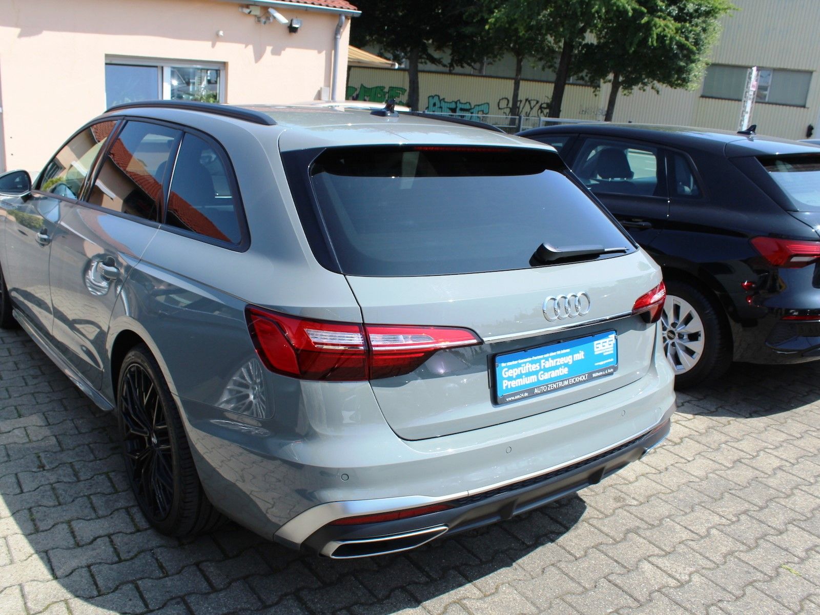 Audi A4 35 TFSI S line - Samsaru's Car Outlet