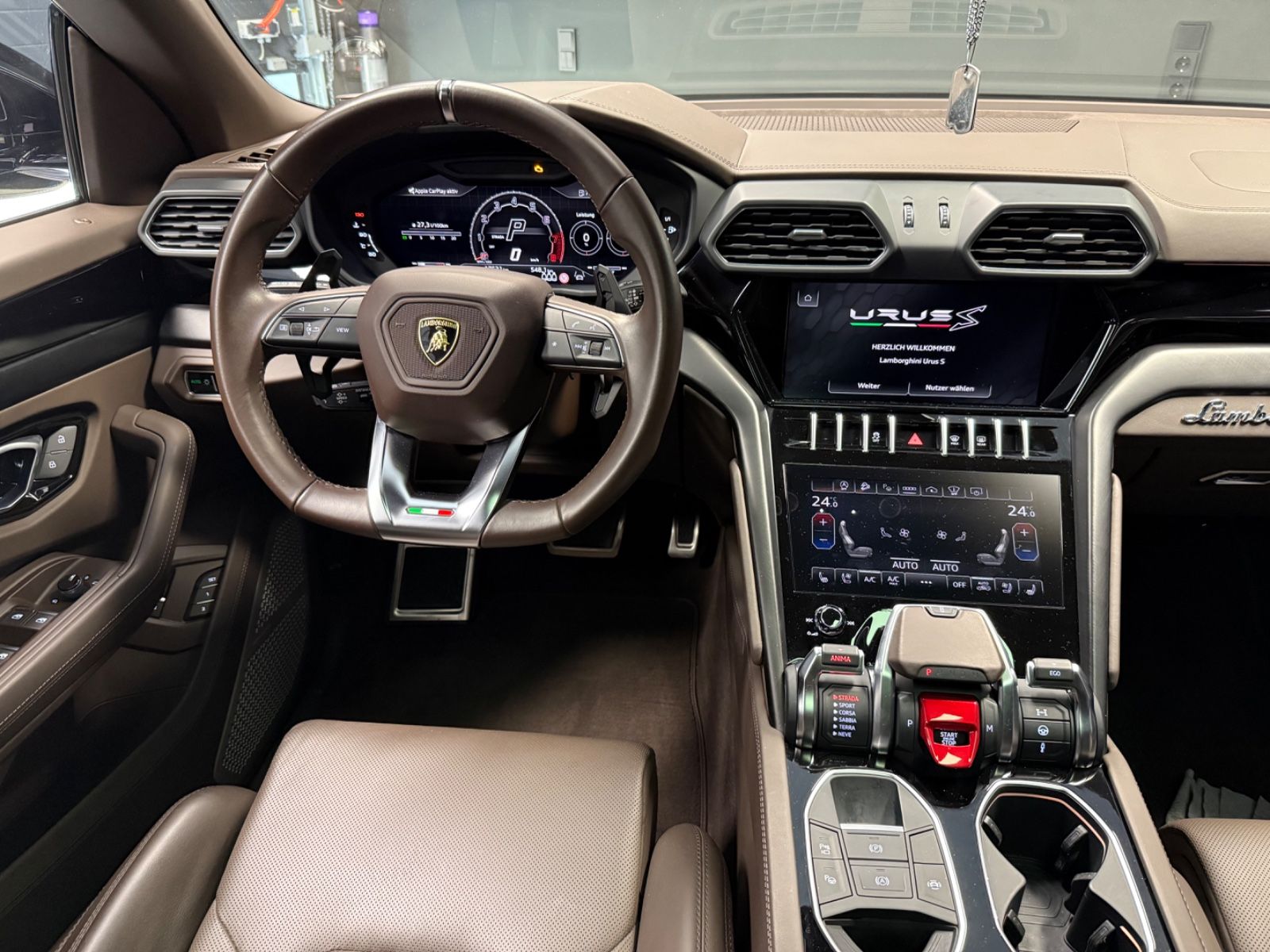 Lamborghini Urus S - Samsaru's Car Outlet