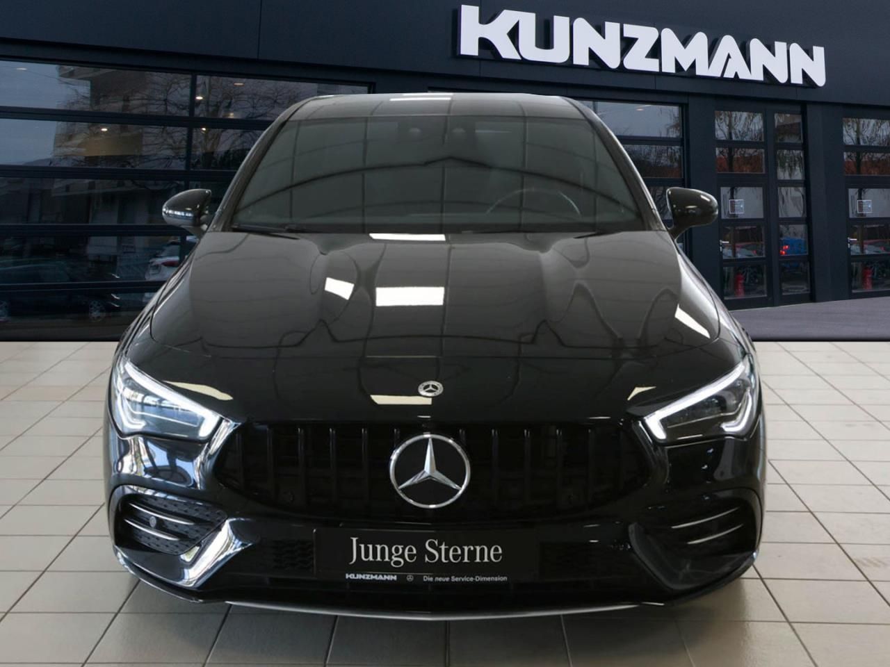 Mercedes-Benz CLA 35 AMG 4M - Samsaru's Car Outlet