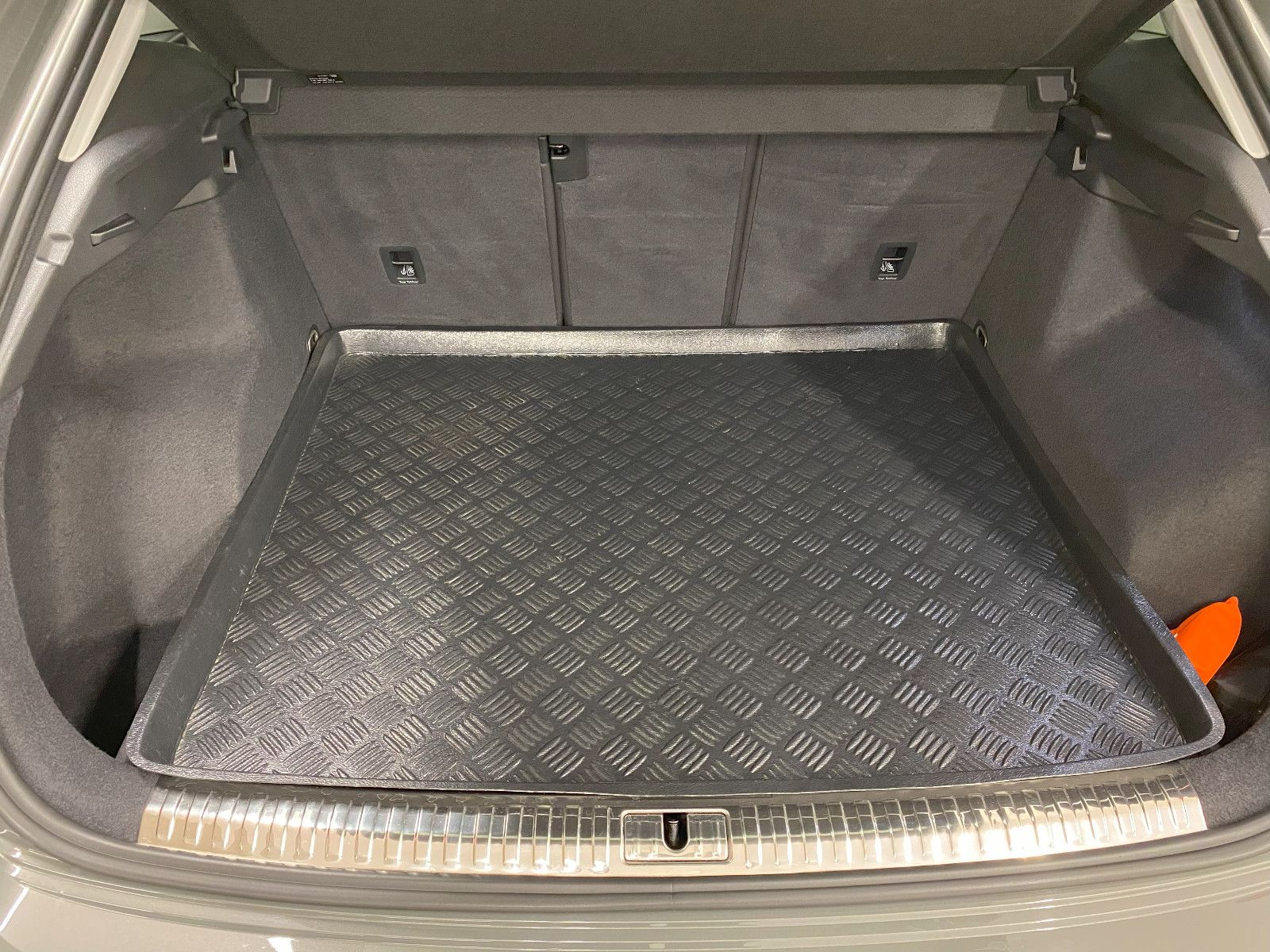 Audi Q3 45 TFSI quattro advanced - Samsaru's Car Outlet