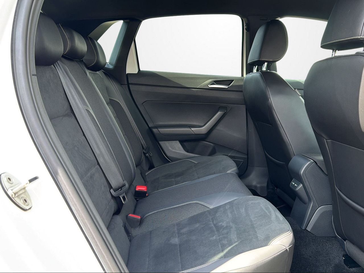 Volkswagen POLO GTI 2.0 TSI DSG CAM+NAVI+IQ.LIGHT+APP