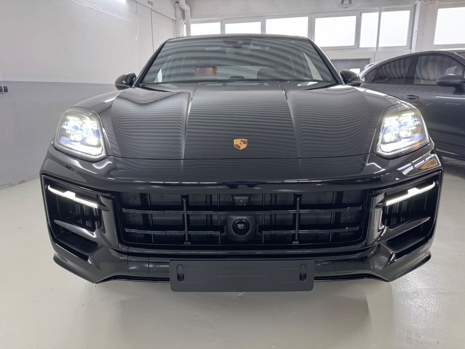 Porsche Cayenne E-Hybrid /Mod.2025/Sport Paket Lp160.500