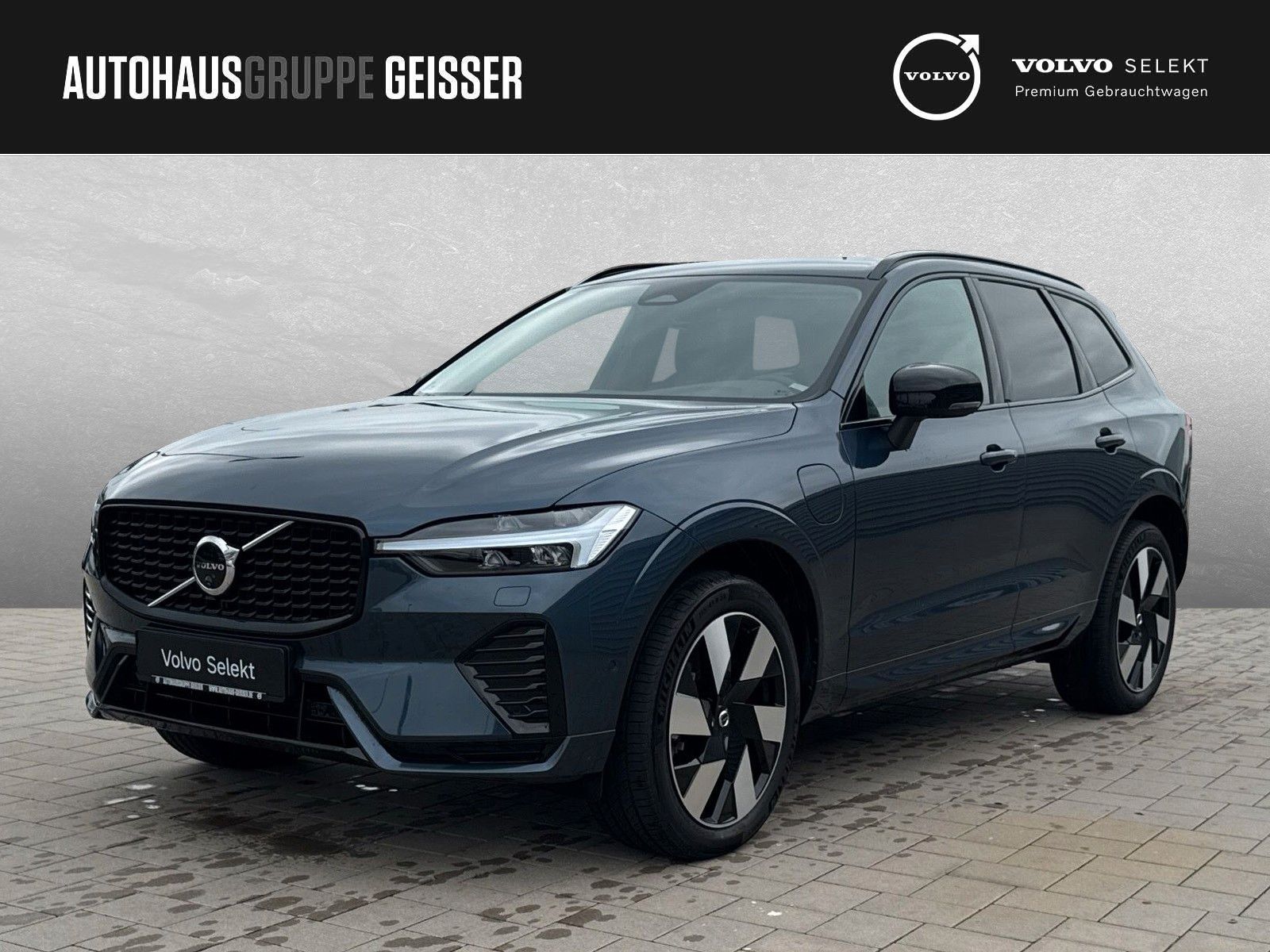 Volvo XC60 T6 Plug-in Hybrid AWD Plus Dark AHK ACC SD