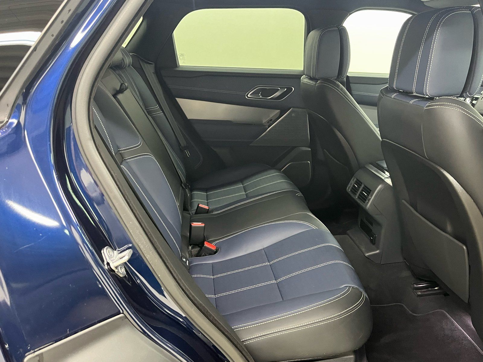 Range Rover Velar P400e R-Dynamic SE - Samsaru's Car Outlet