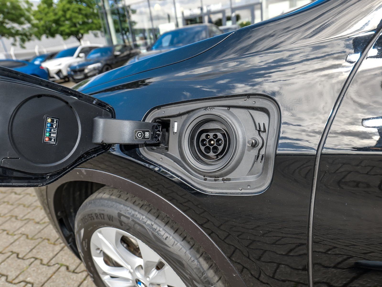 BMW X1 xDrive25e Advantage - Samsaru's Car Outlet