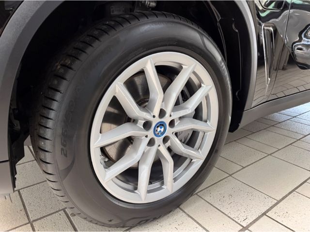 BMW X5 xDrive 45e AHK Pano Navi ACC Akkustikglas Son