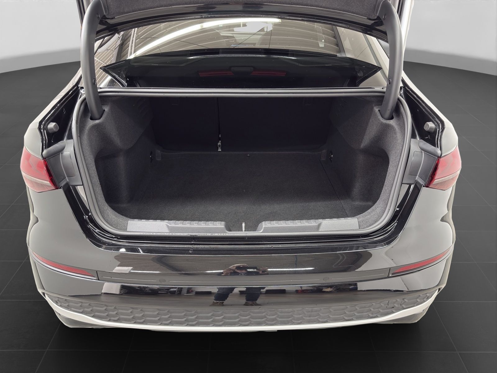 Audi A3 Limousine 35 TDI S LINE - Samsaru's Car Outlet