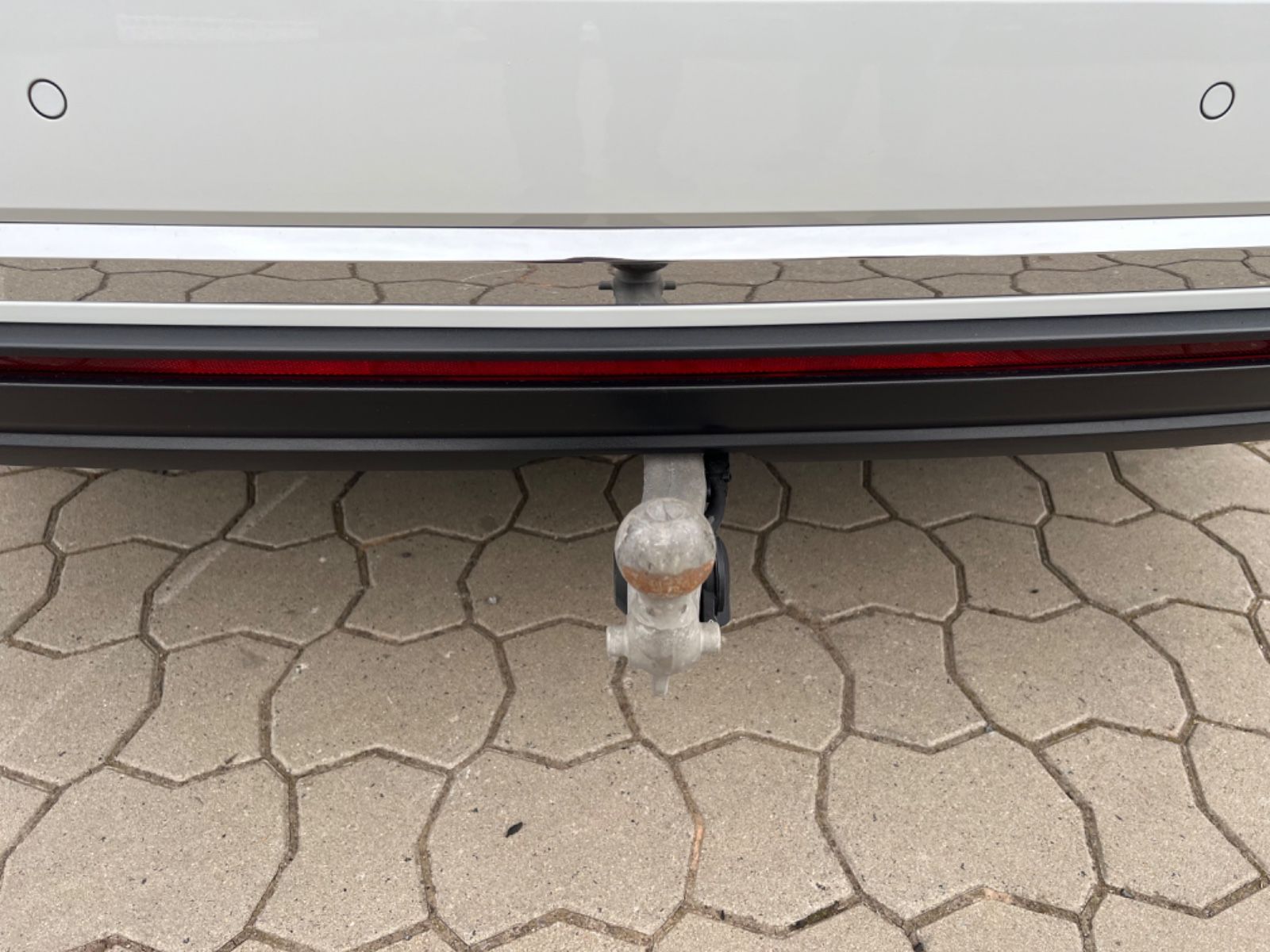 Volkswagen Touareg 4M eHybrid - Samsaru's Car Outlet