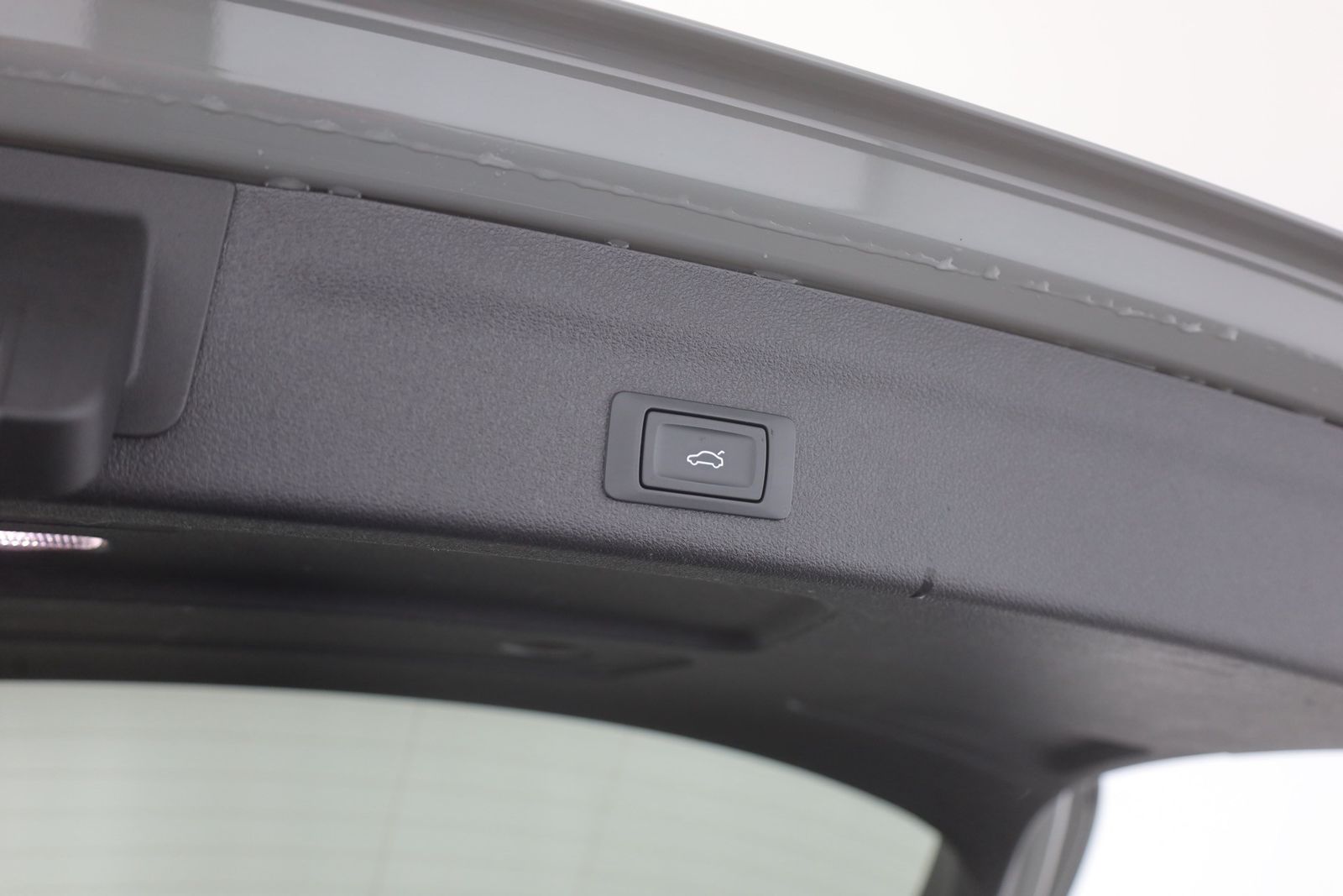 Audi A6 Avant 45 TFSI S-line - Samsaru's Car Outlet