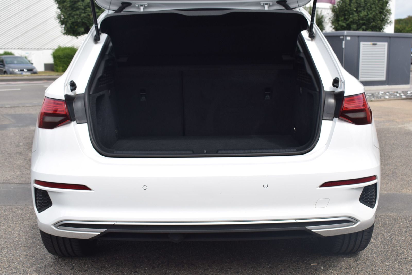 Audi A3 SportbackTDI Fahrschulwage/Automatik/AHK