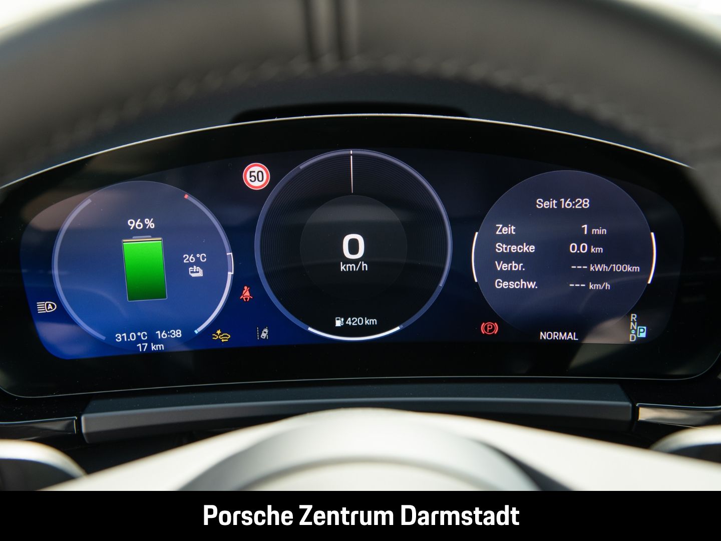 Porsche Macan Turbo BOSE Panoramadach Rückfahrkamera LED