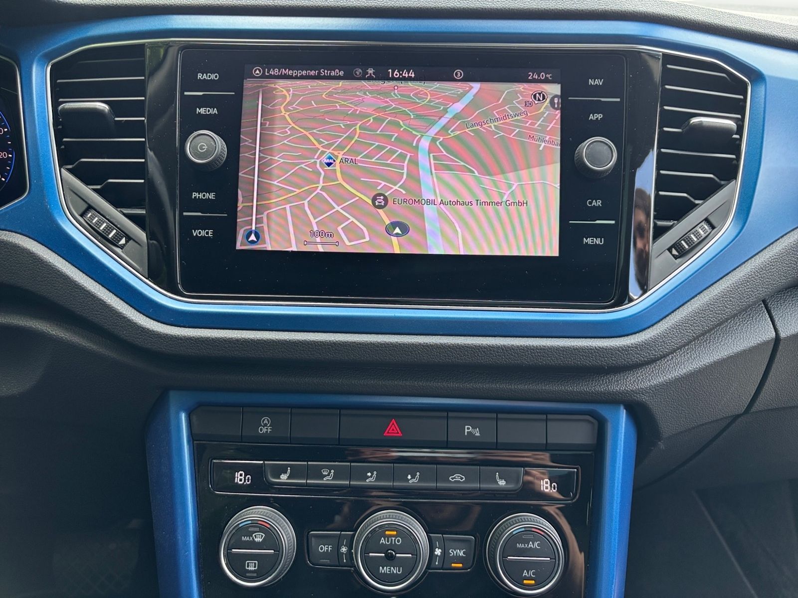 Volkswagen T-Roc 1.5 TSI DSG STYLE - Samsaru's Car Outlet