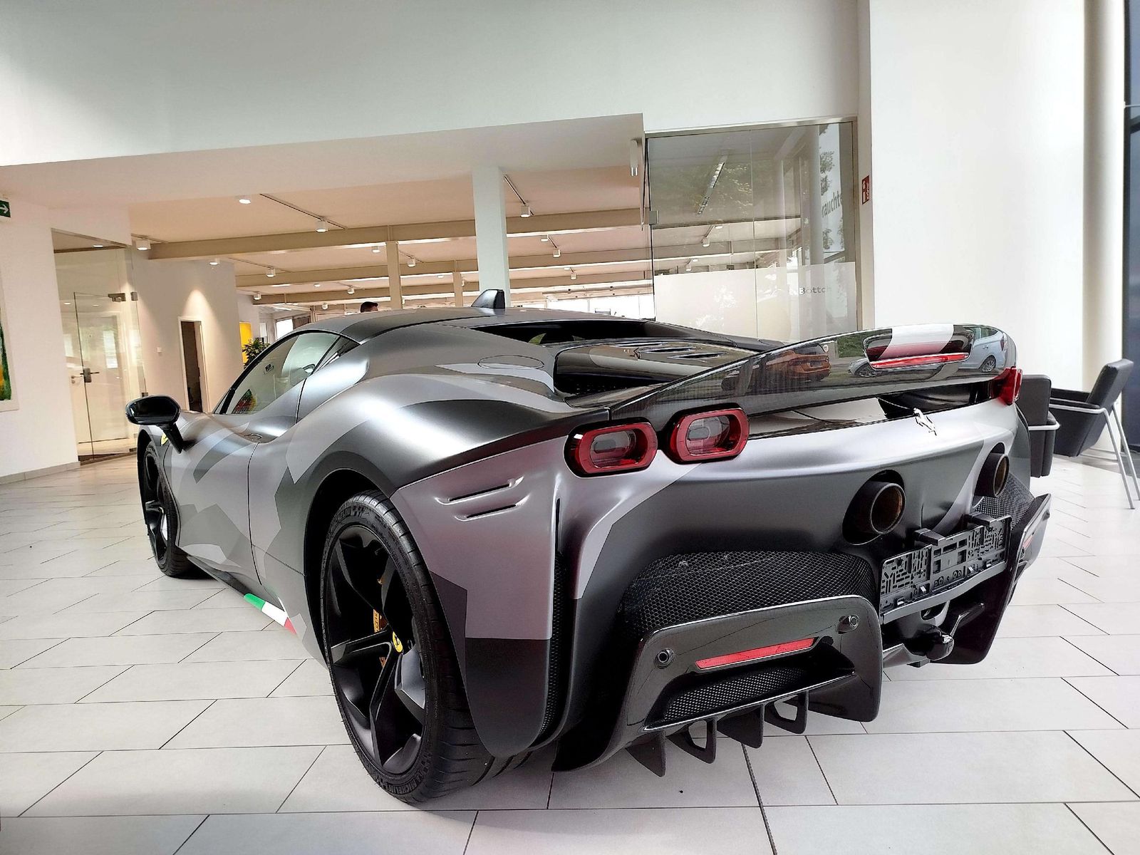 Ferrari SF90 Stradale ASSETTO FIORANO - Samsaru's Car Outlet