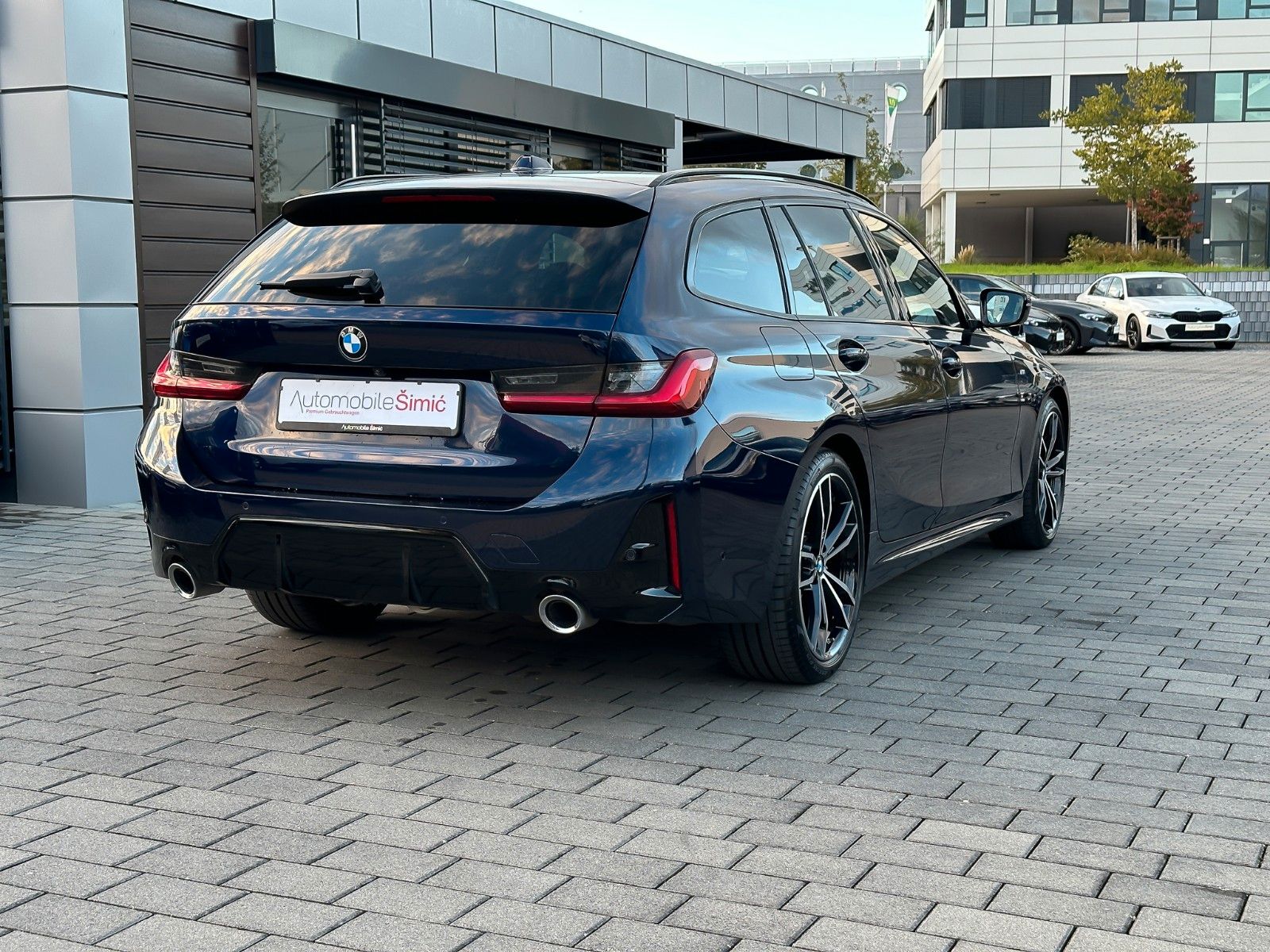 BMW 320d xD M Sport - Samsaru's Car Outlet