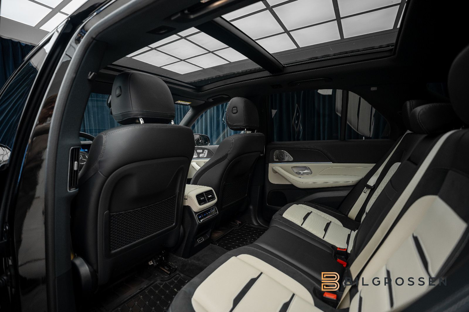 Mercedes-Benz GLE 53 AMG Hybrid 4Matic+ Premium Pano HUD 360